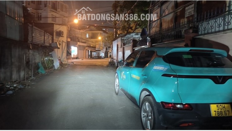 Bán nhà đường Phan Chu Trinh, Tăng Nhơn Phú, TPHCM, 90m2, 2PN, SH, 8.45 tỷ. LH: 0933125879